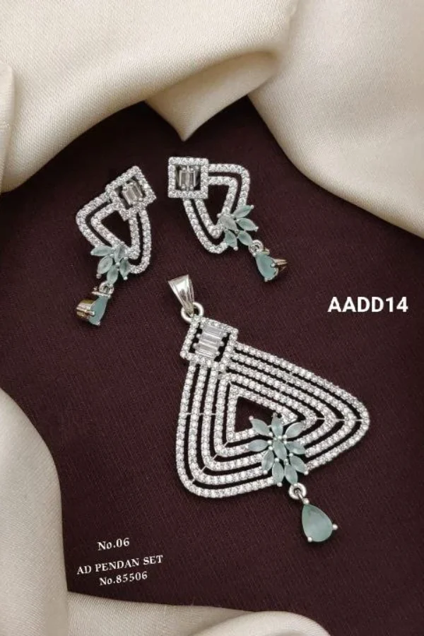 AADD14 Elegant & Affordable AD Pendant Set