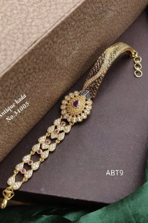 ABT9 Antique Kada Bracelet Of Women