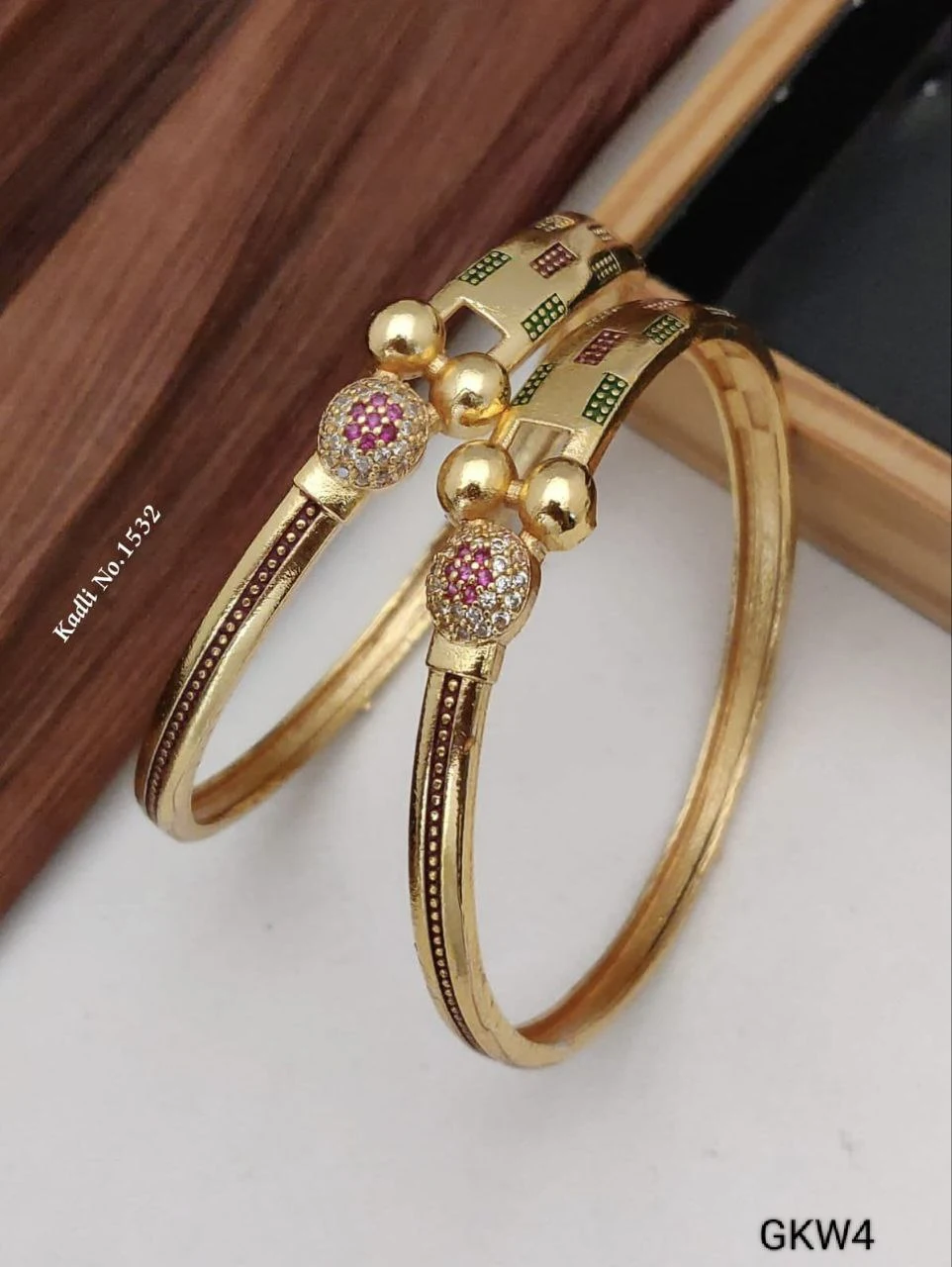 GKW4-Exquisite Diamond Studded Bangles for Women